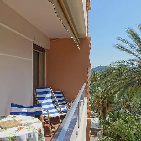 38m2 Avec Balcon En Plein Coeur De Ville * Hyeres